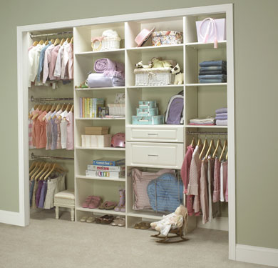 organized kid's closet