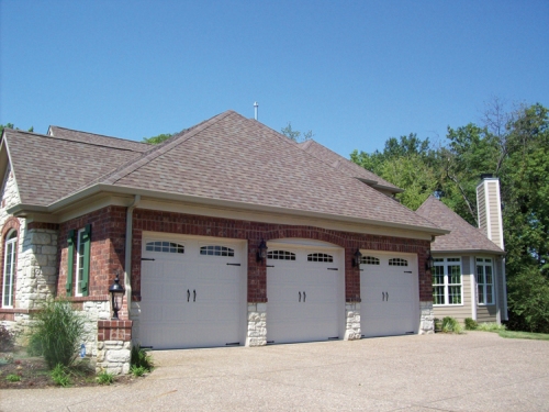 Luxury Home Three Car Garage Design