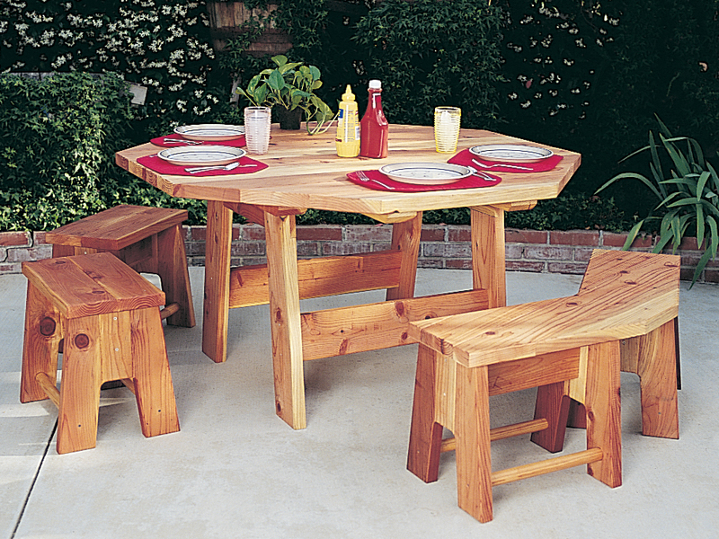 Building Plans Front of Home Octagon Table Set