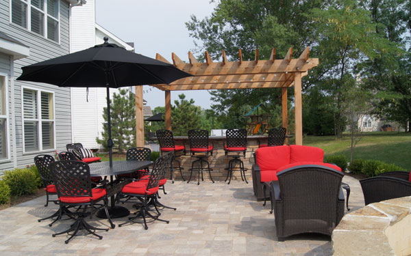 patio with plenty of outdoor dining space