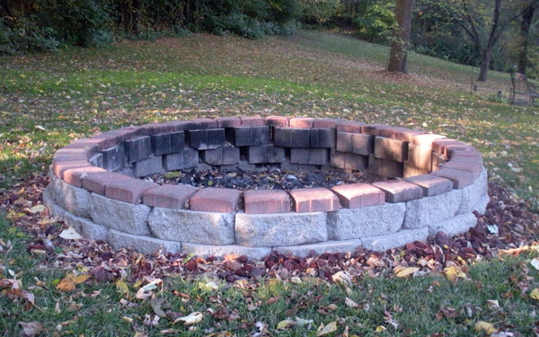 brick and stone fire pit
