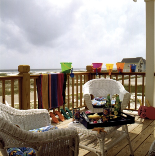 Bungalow Outdoor Living Space