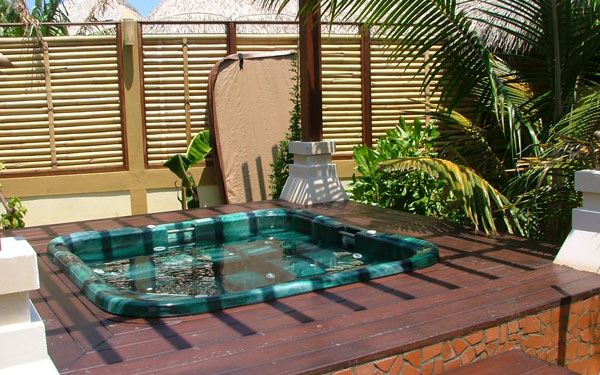 private outdoor hot tub